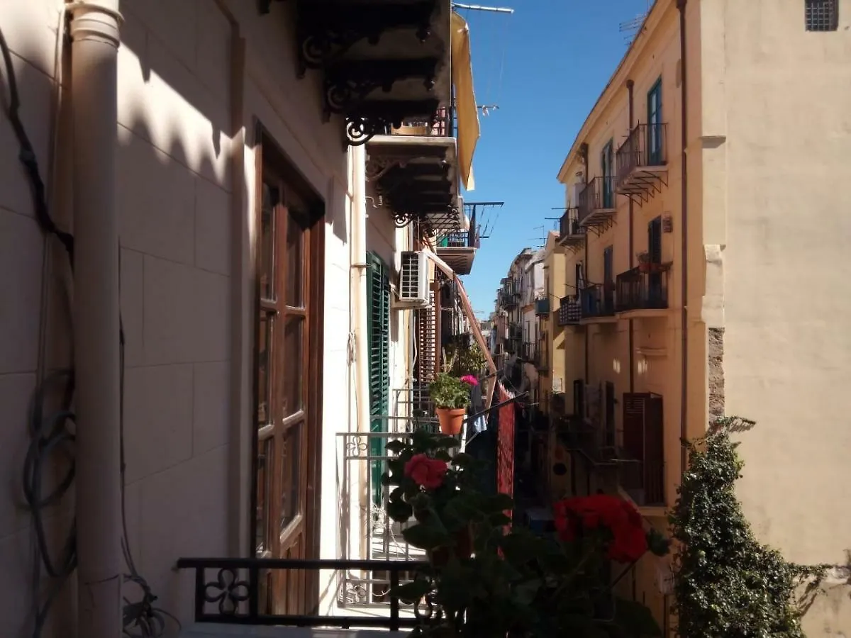 Il Terrazzino Sul Kemonia Apartment Palermo Italy
